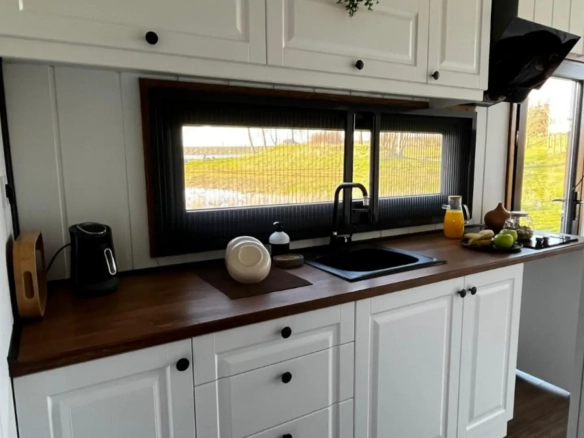 Hibrit House Luks Mutfak Tasarimi Beyaz Dolaplar | Hibrit House