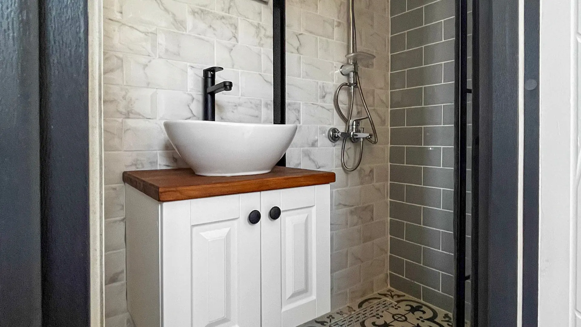 Hygge 8M Tekerleksiz — Banyo