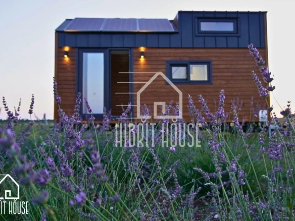 Tekirdağ Saray Hygge 6M Tiny House – lavanta bahçesi manzarasında modern ev